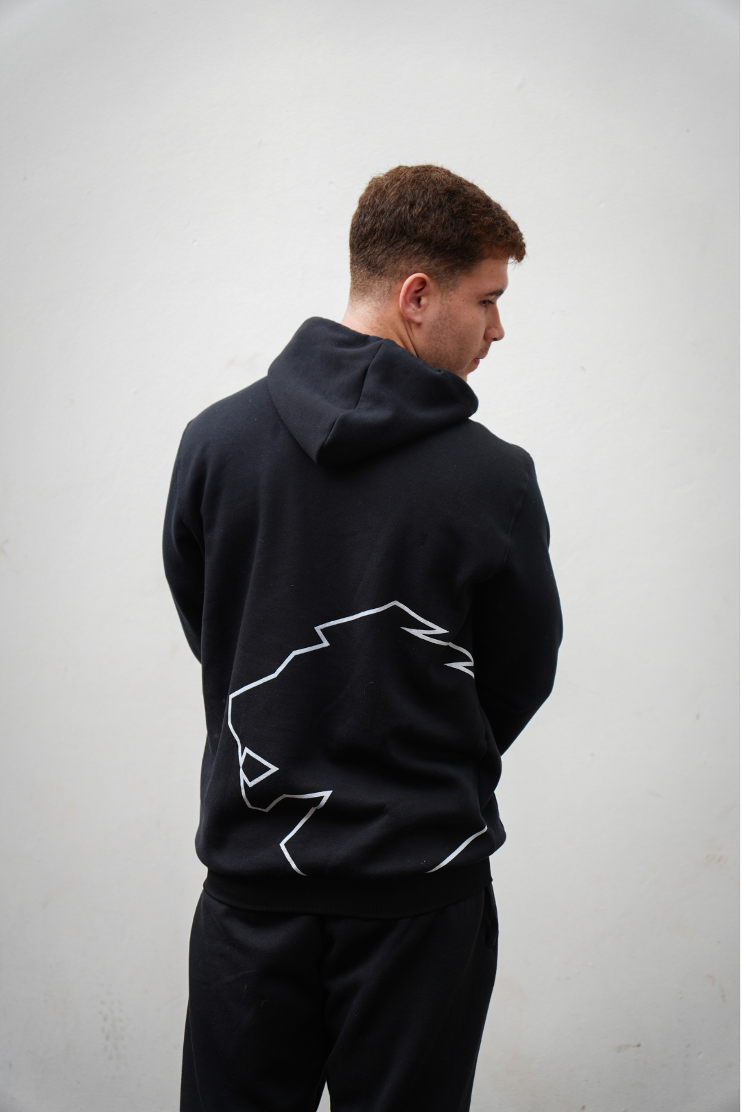 Moletom Canguru Preto — Drop All-Star