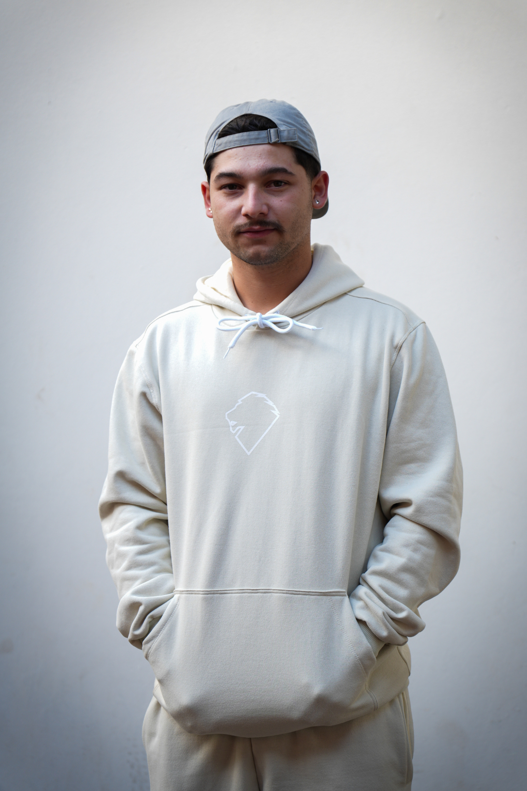 Moletom Canguru Off-White — Drop All-Star