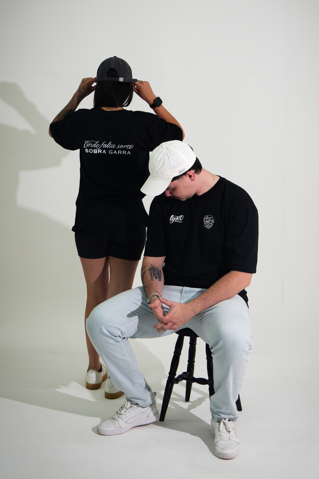 Camiseta Oversized Preta Lisatt x Pereira