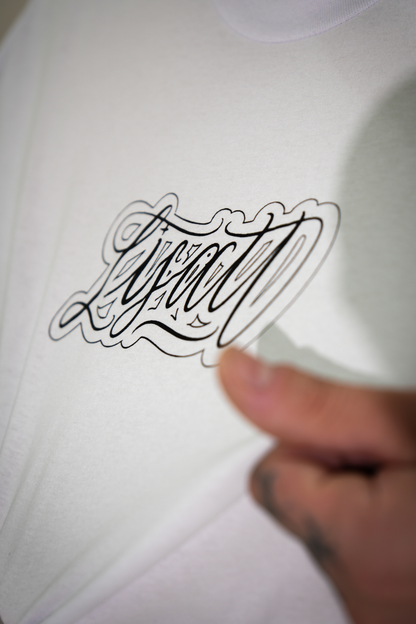 Camiseta Oversized Branca Lisatt x Pereira