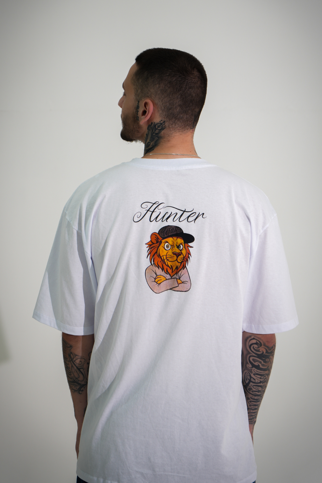 Camiseta Oversized Branca Lisatt x Pereira