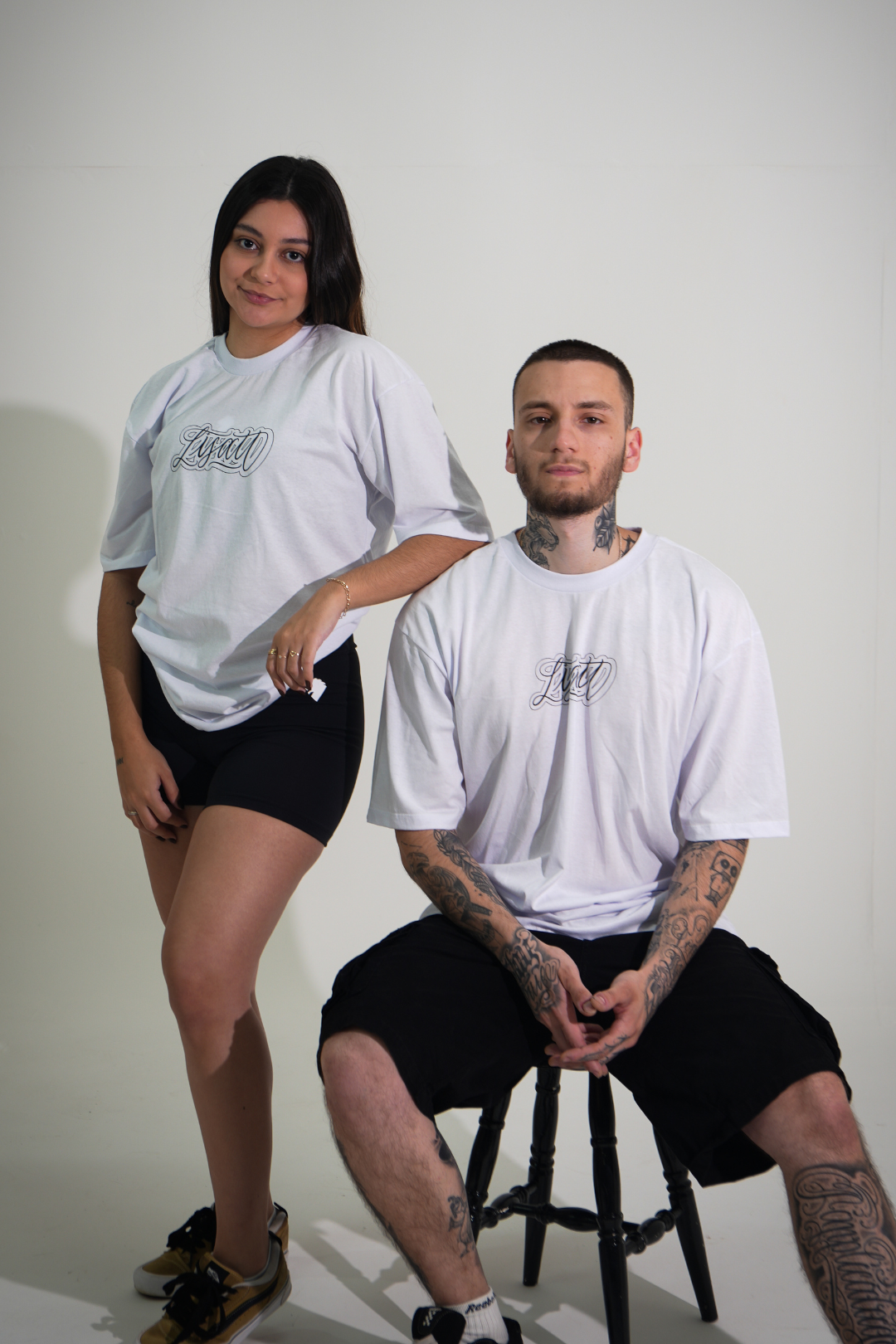 Camiseta Oversized Branca Lisatt x Pereira