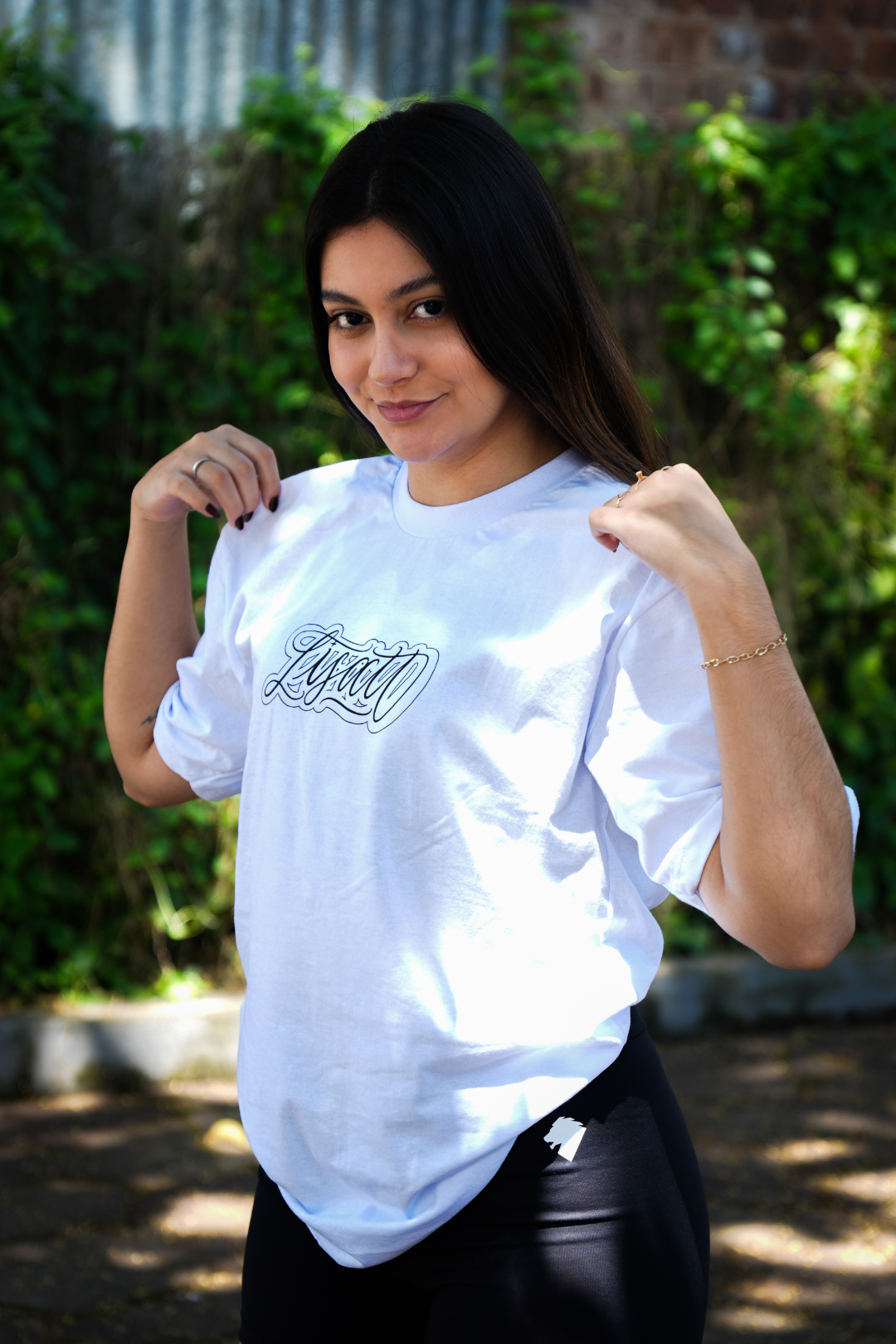 Camiseta Oversized Branca Lisatt x Pereira